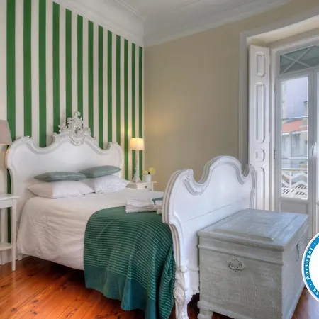 Angola 1 - 6 Bedrooms 公寓 *