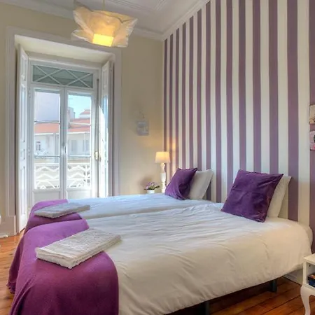 Angola 1 - 6 Bedrooms شقة