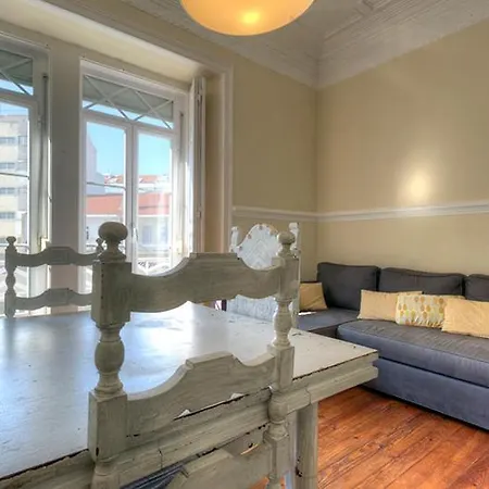 Angola 1 - 6 Bedrooms شقة Lisboa