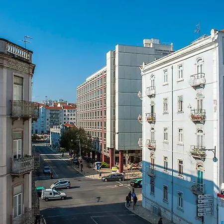 Angola 1 - 6 Bedrooms شقة