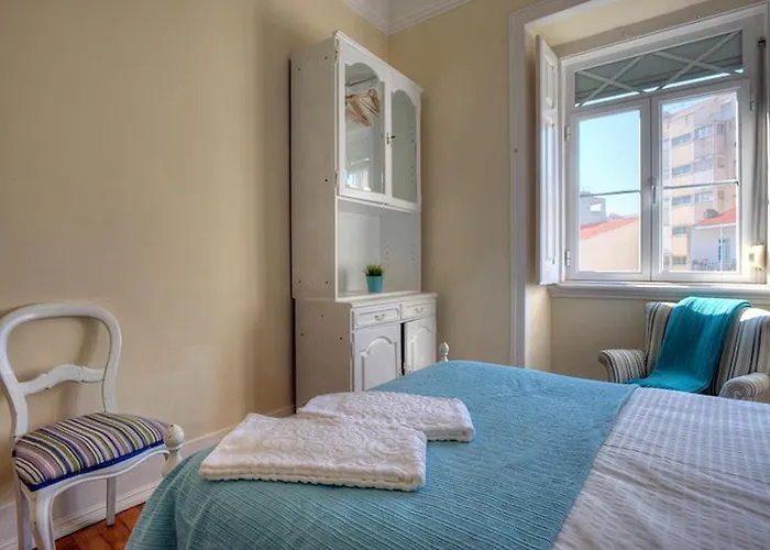 Angola 1 - 6 Bedrooms ליסבון
