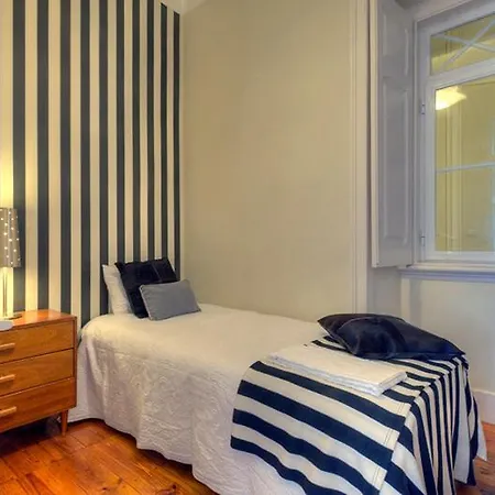 Angola 1 - 6 Bedrooms Lejlighed *